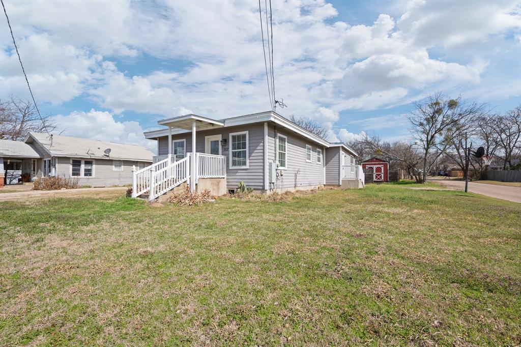 1802 N Wilhite Street