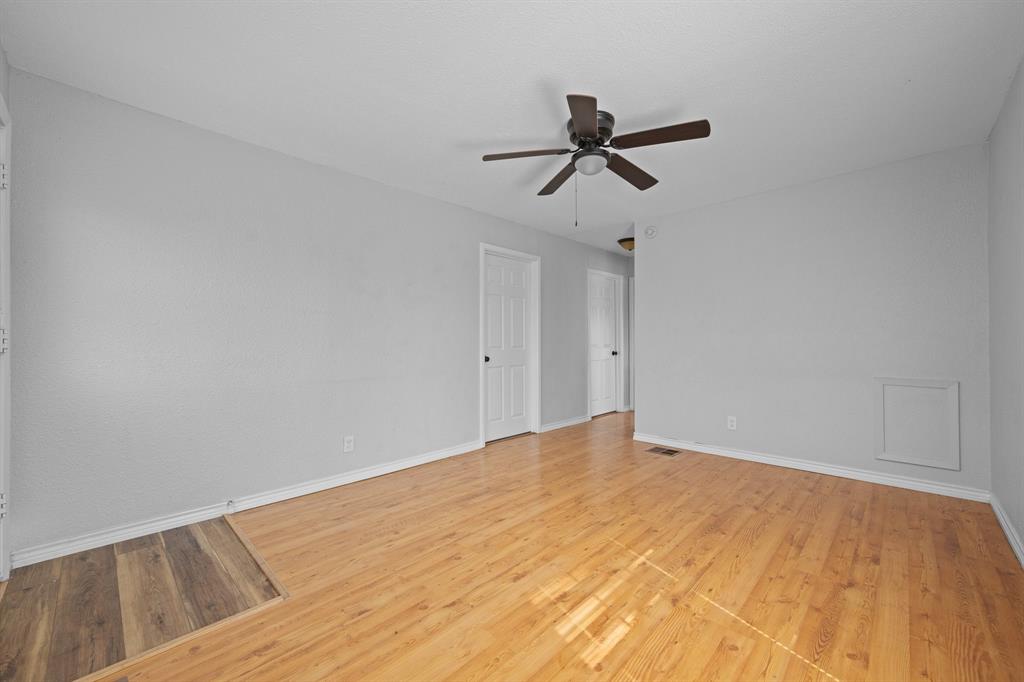 1802 N Wilhite Street