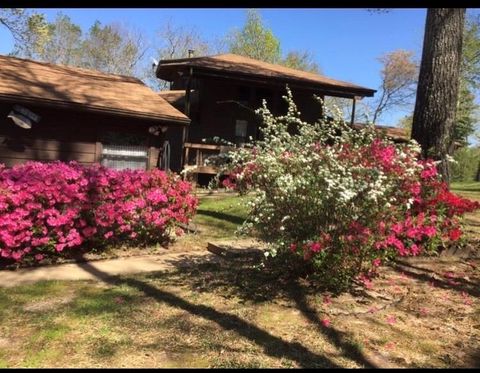 A home in Larue