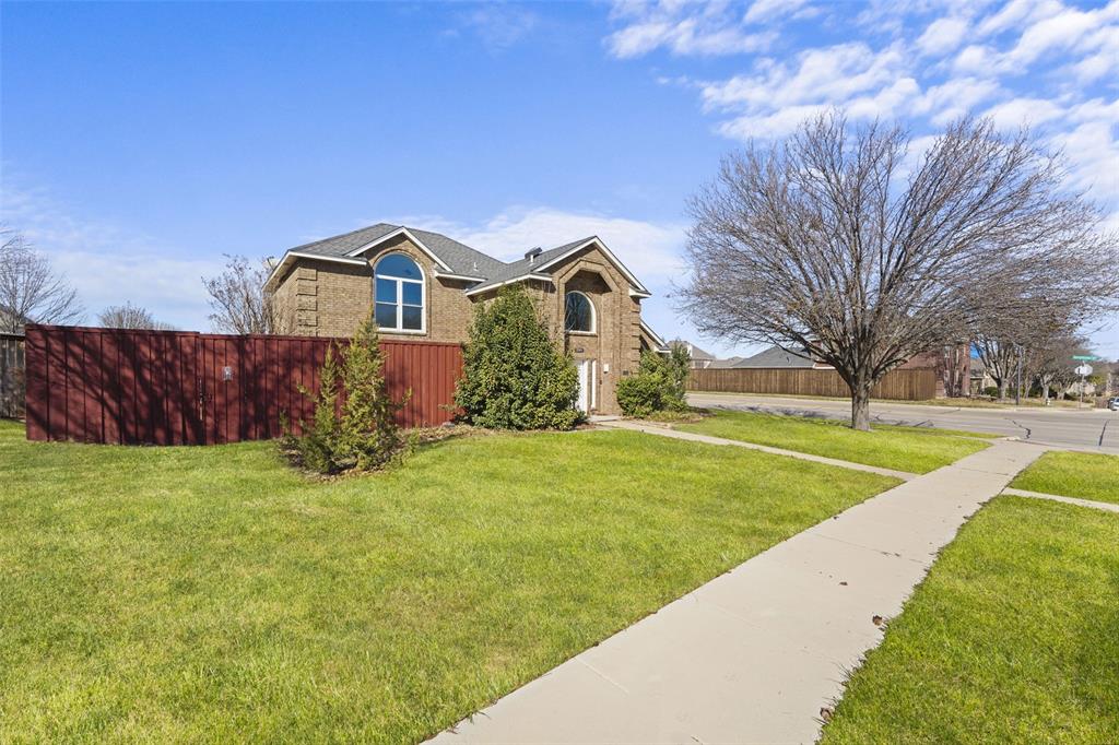 2044 Hillshire Drive