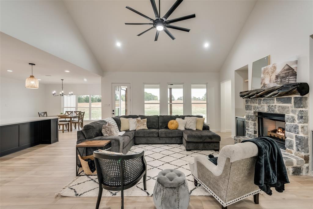 A White #941 Add - Residential