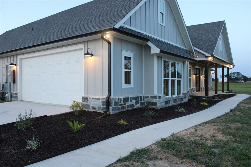 Brand new modern farmhouse on 4.382 acres minutes from downtown Canton.   4 bedrooms, 3 full baths, with office.  Office could also be a 5th bedroom since it has a closet.  Plenty of room for a large shop or swimming pool.  Electrical panel was upgraded to provide plenty of room for pool and shop.  Foam insulation throughout attic (with exception of garage) and exterior walls to keep your electric bills low, vinyl windows, luxury vinyl flooring, 30 year roof, and Builder's  2-10 home warranty provide buyer comfort that they are getting a top notch home.