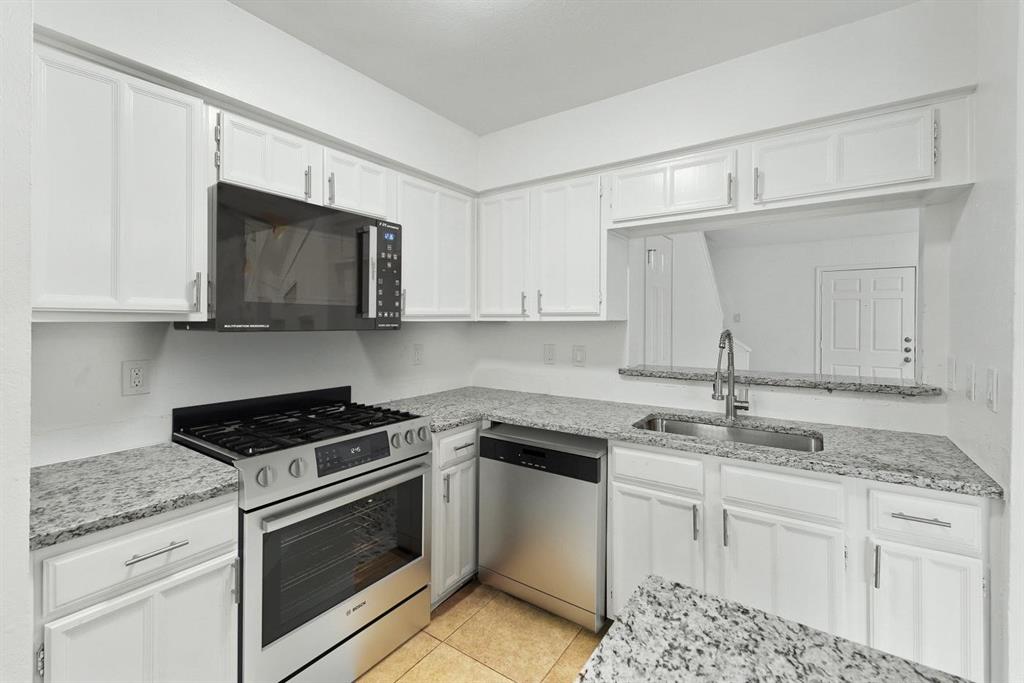 St Augustine Twnhms 02 - Residential