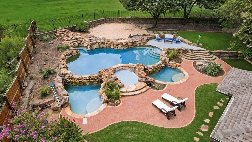 1308 Lakewood Drive