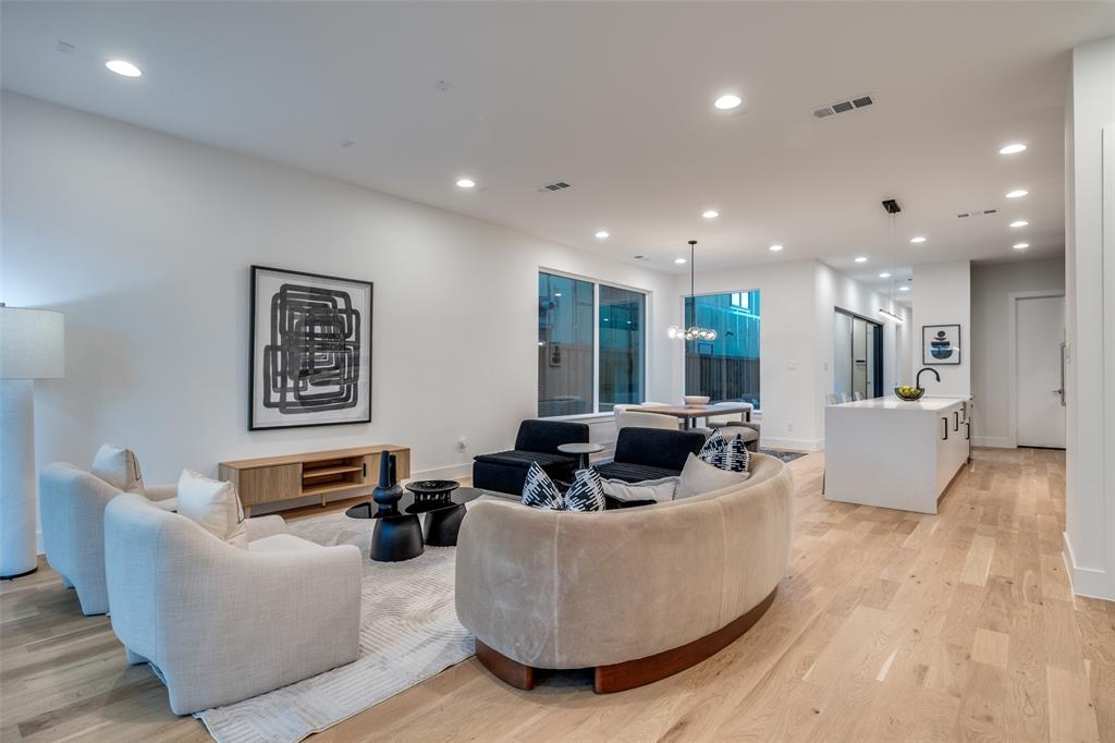 NTERURBAN HILLS - Residential
