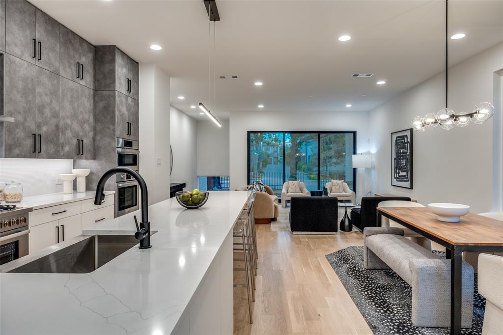 NTERURBAN HILLS - Residential