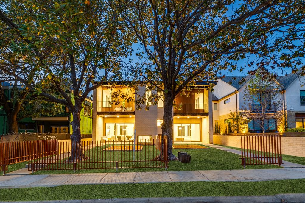 NTERURBAN HILLS - Residential