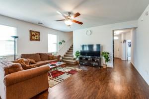 2276 Miramar Drive