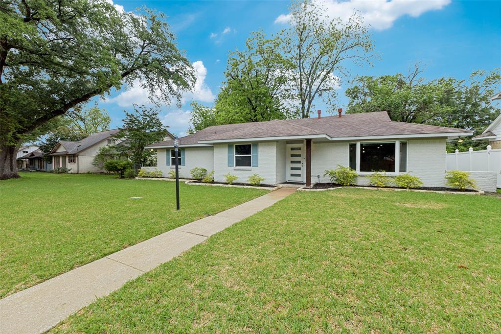 Braeburn Club 01 - Residential