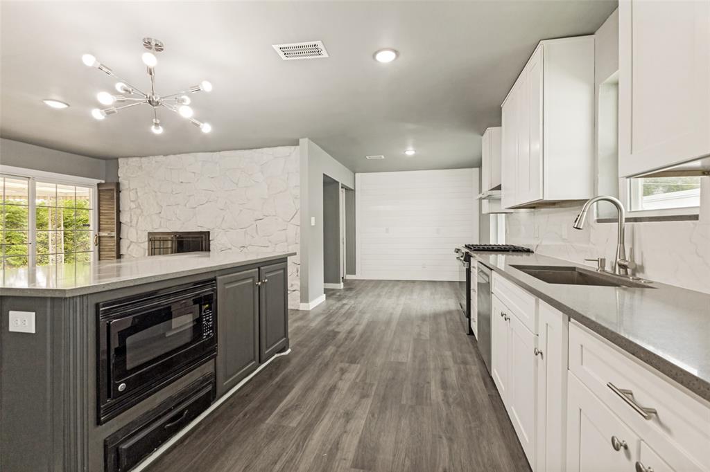 Braeburn Club 01 - Residential