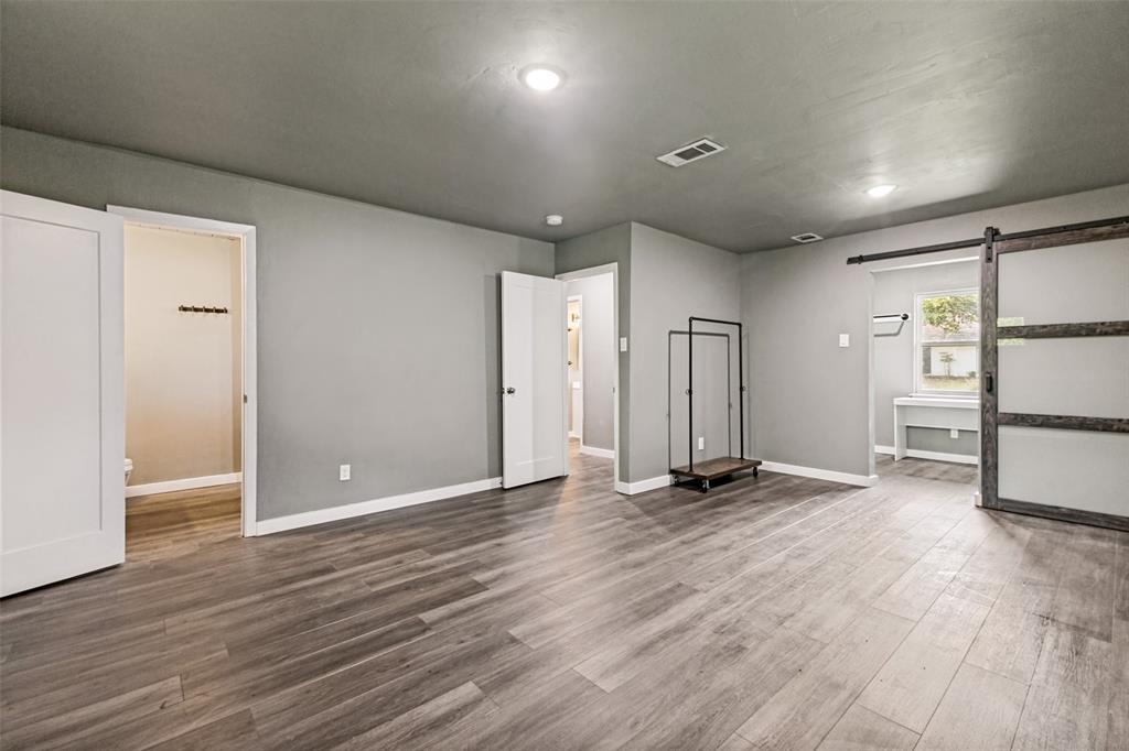 Braeburn Club 01 - Residential