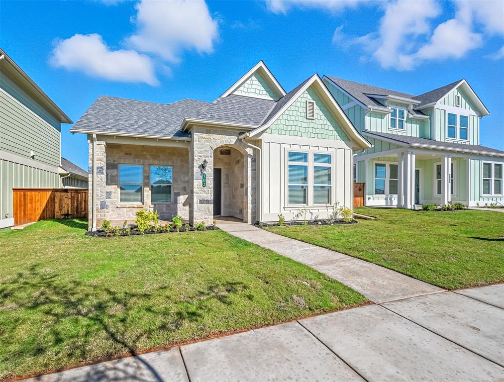 The Residences of Cardinal Woods - Residential Lease