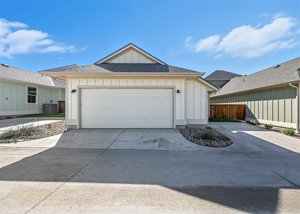 The Residences of Cardinal Woods - Residential Lease