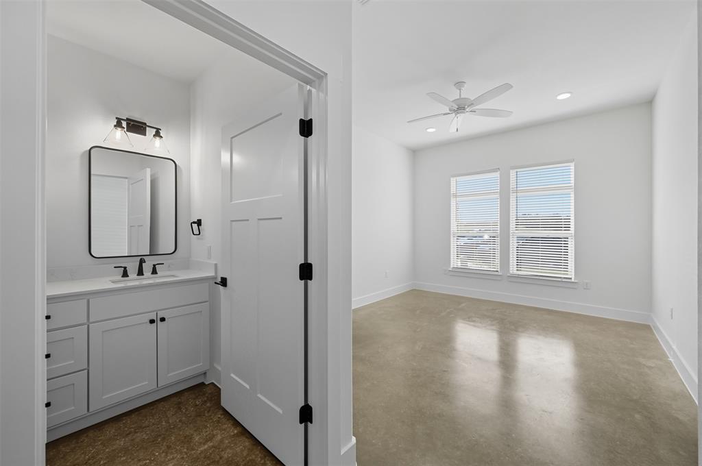 The Residences of Cardinal Woods - Residential Lease