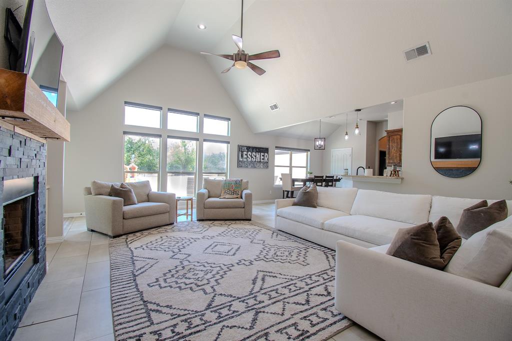 142 Lakeside Drive