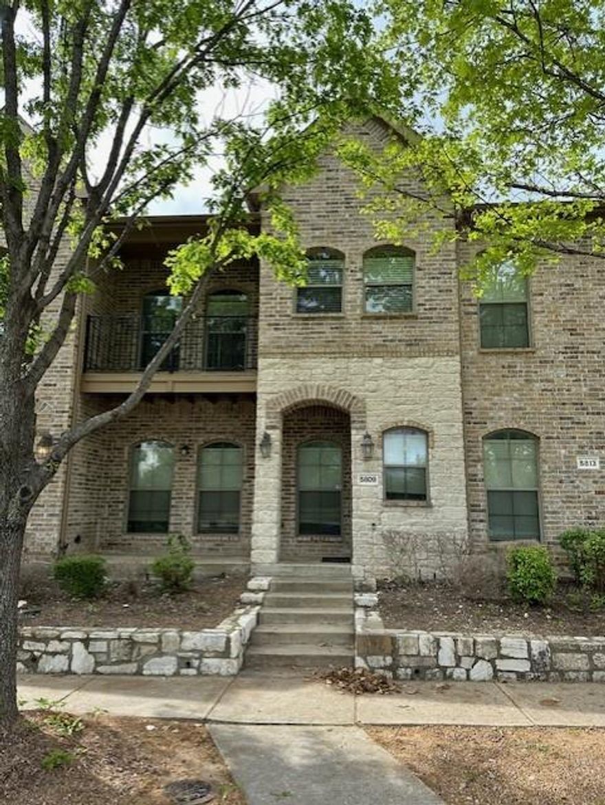 Possibly the best floorplan in community. Spacious and ready for immediate possession.   Amazing views of pool and park with lots of storage.  Carpet installed april 15, 2024.

There are two HOA payments.  $265 per month and $375 semi annual