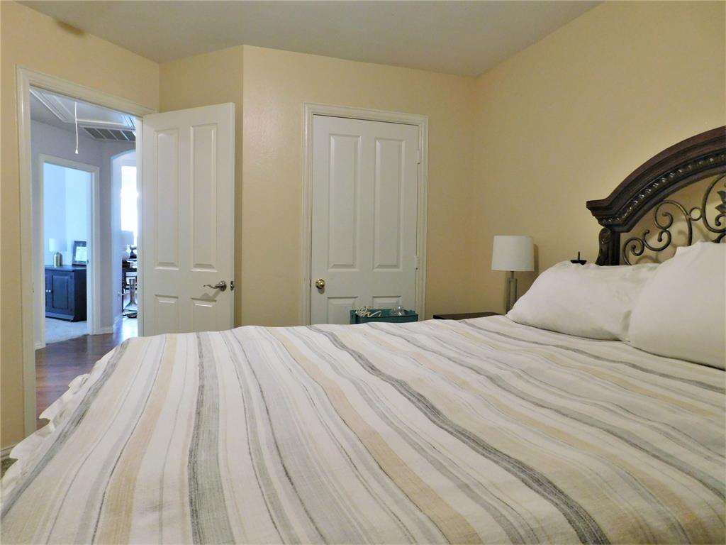 The Woods At Oakmont Ph 2 - Residential Lease