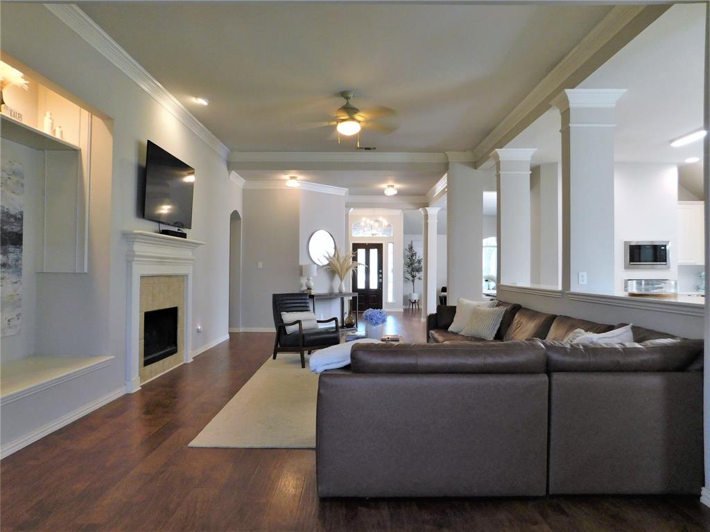 The Woods At Oakmont Ph 2 - Residential Lease