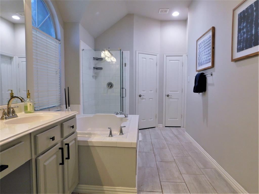 The Woods At Oakmont Ph 2 - Residential Lease