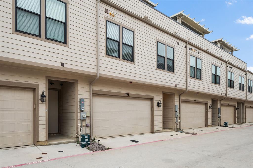Roanoke City Center - Residential