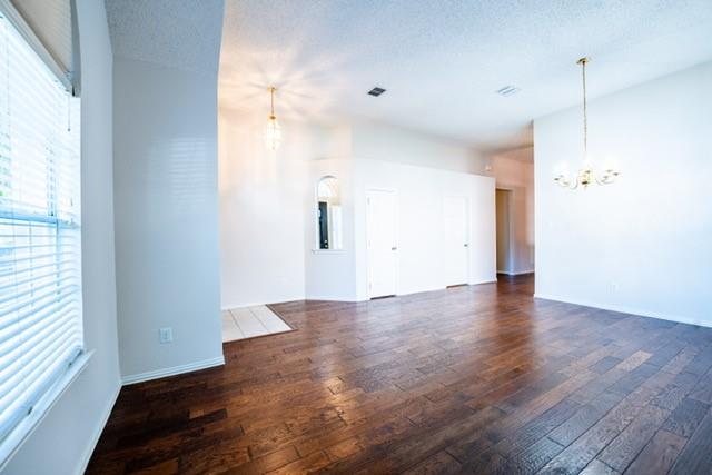 833 Tablerock Way