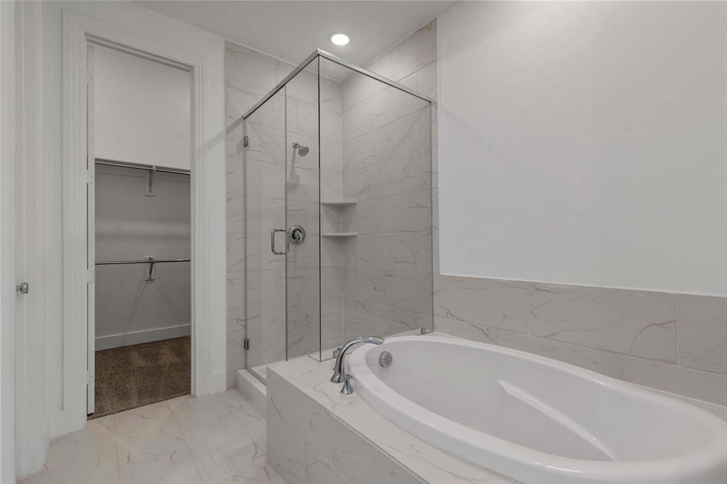 Gateway Village - The Reserve - Residential