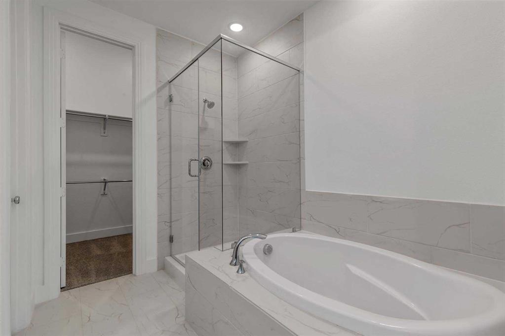 Gateway Village - The Reserve - Residential