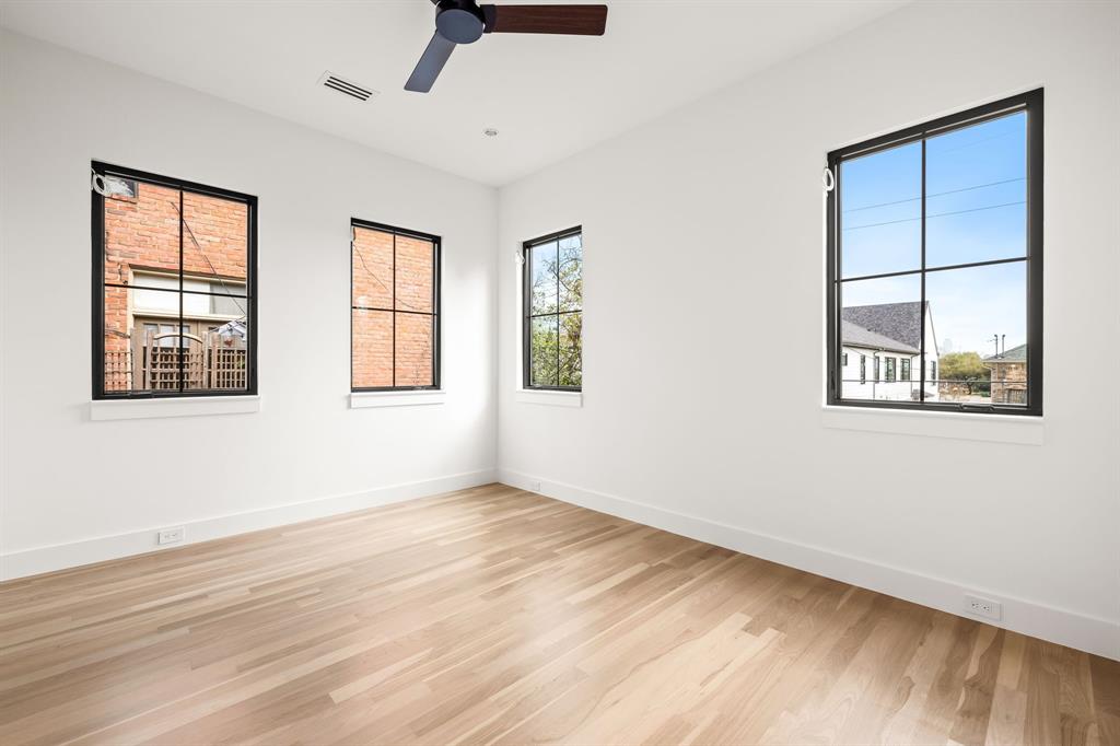 North Oak Lawn - Residential