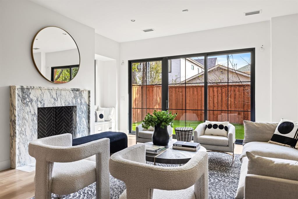 North Oak Lawn - Residential