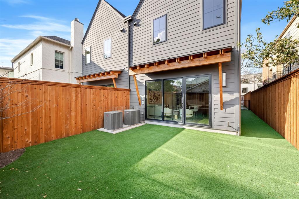 North Oak Lawn - Residential