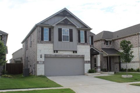 Single Family Residence in Garland TX 2753 Hidden Oaks Drive.jpg