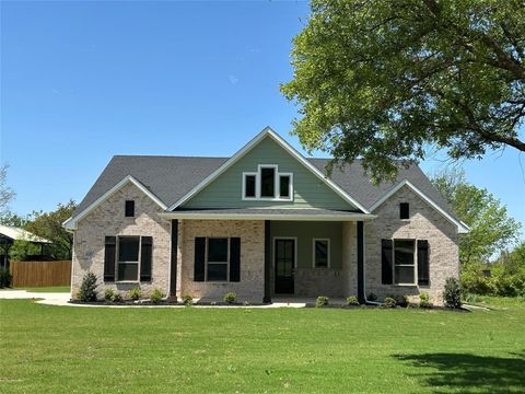 5533 Woodland Hills Drive Denton TX 76208