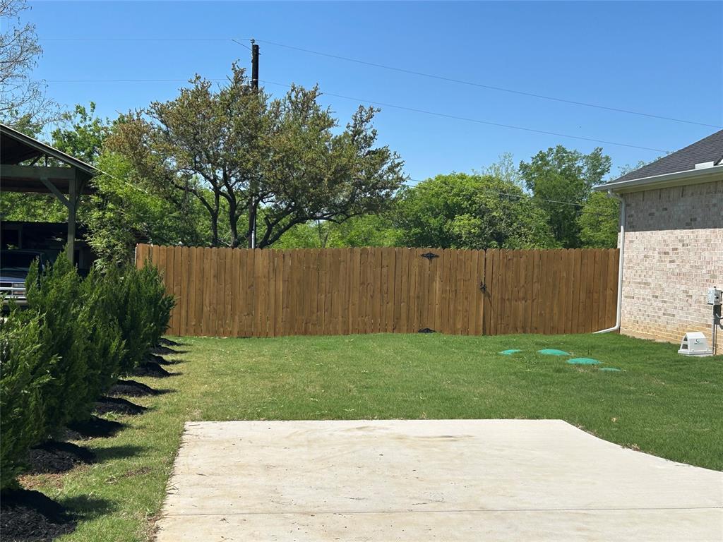 5533 Woodland Hills Drive