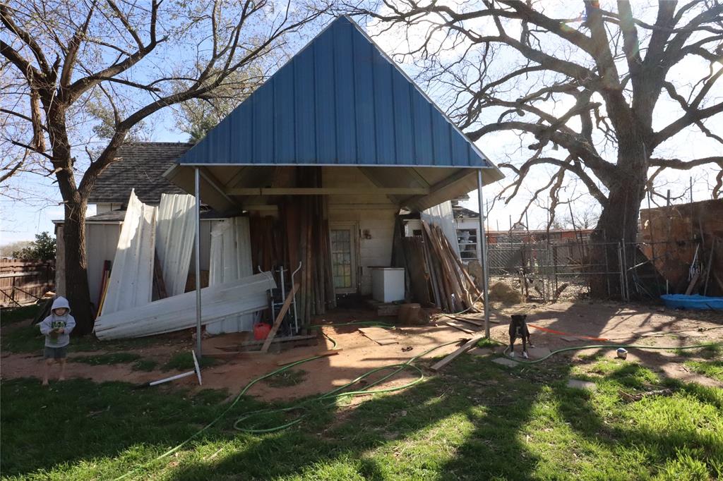 146 W Baggett Avenue