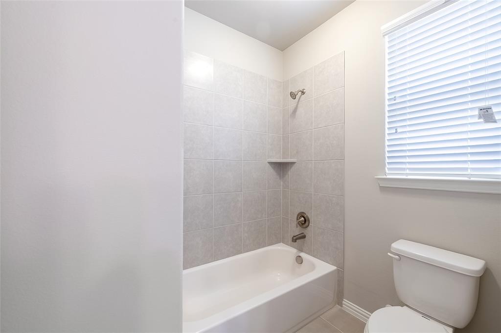 STONE HOLLOW ADDITION PHASE SIX (CMC) - Residential Lease