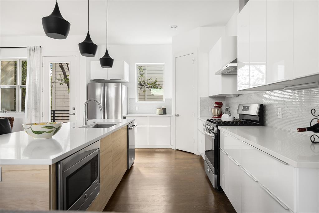 5615 Bryan Parkway Condo - Residential