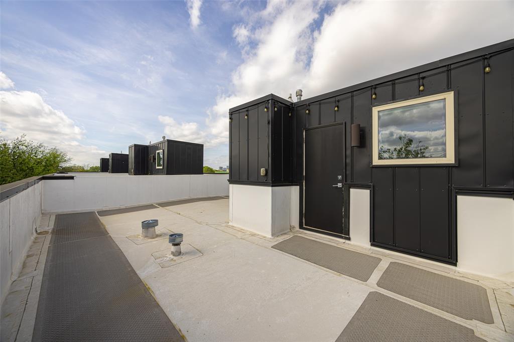 5615 Bryan Parkway Condo - Residential