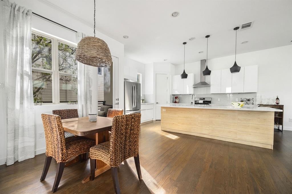 5615 Bryan Parkway Condo - Residential
