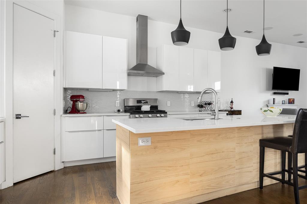 5615 Bryan Parkway Condo - Residential