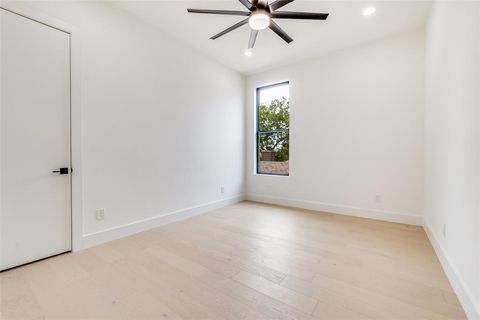 Tiny photo for 4218 Bonham Street, Dallas, TX 75229 (MLS # 21032528)