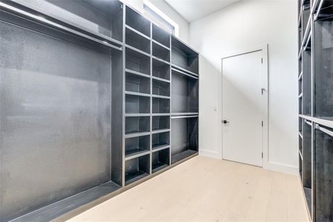 Tiny photo for 4218 Bonham Street, Dallas, TX 75229 (MLS # 21032528)