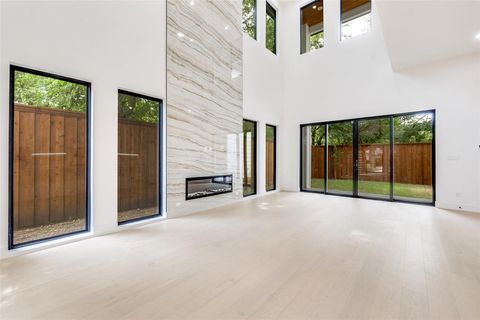 Tiny photo for 4218 Bonham Street, Dallas, TX 75229 (MLS # 21032528)