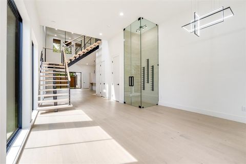 Tiny photo for 4218 Bonham Street, Dallas, TX 75229 (MLS # 21032528)