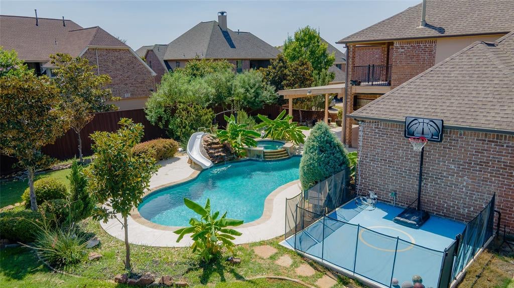 1207 Silentbrook Court