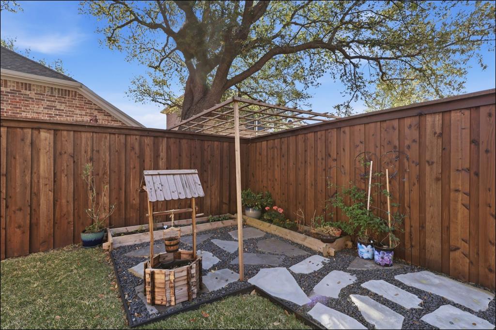 Grand Traditions At Stonebridge Ranch - Residential