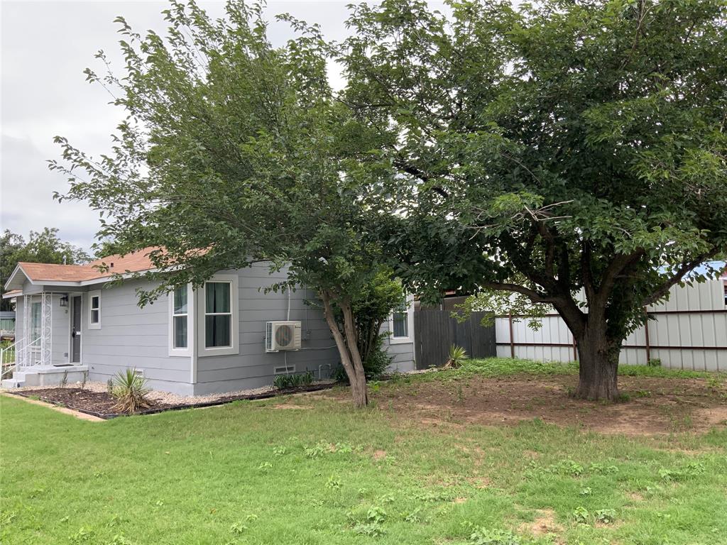 215 S 4th Street