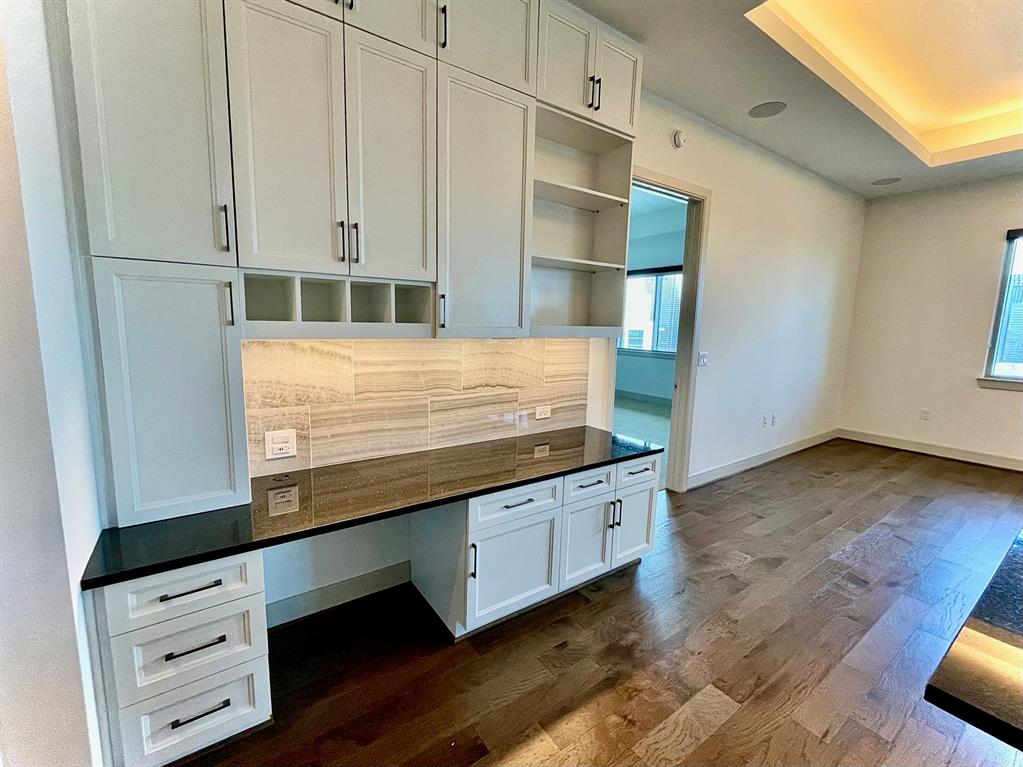 Union Dallas Master Condominium - Residential Lease