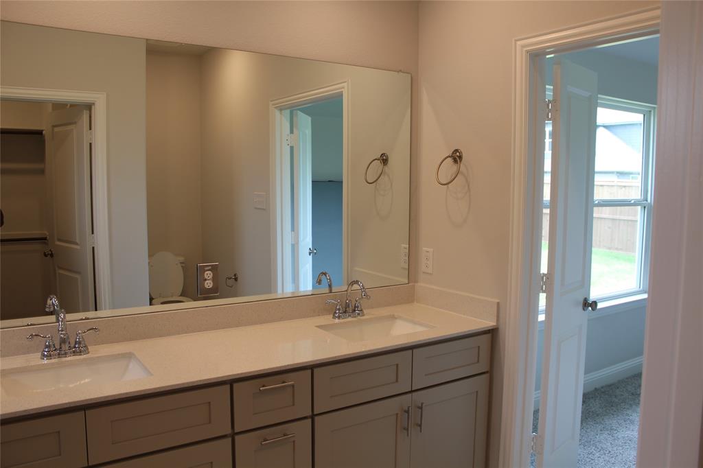 Venetian - Residential Lease