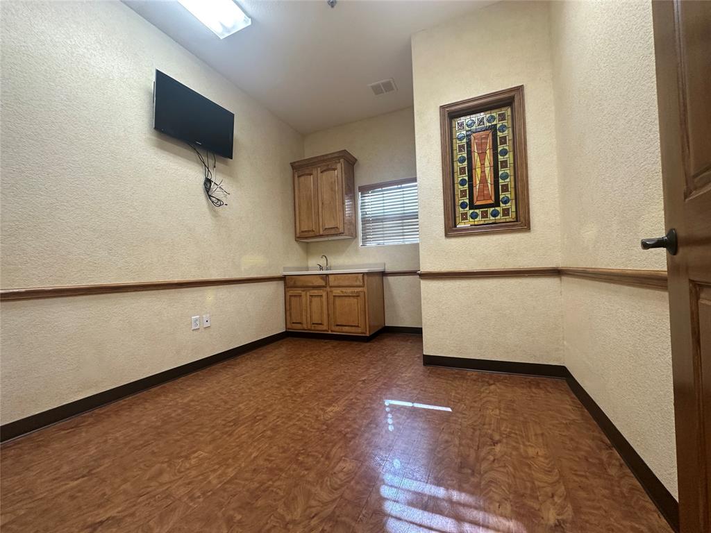 Village Of Medical Center Office Condo - Commercial Lease