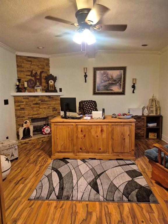 linn isaac - Residential